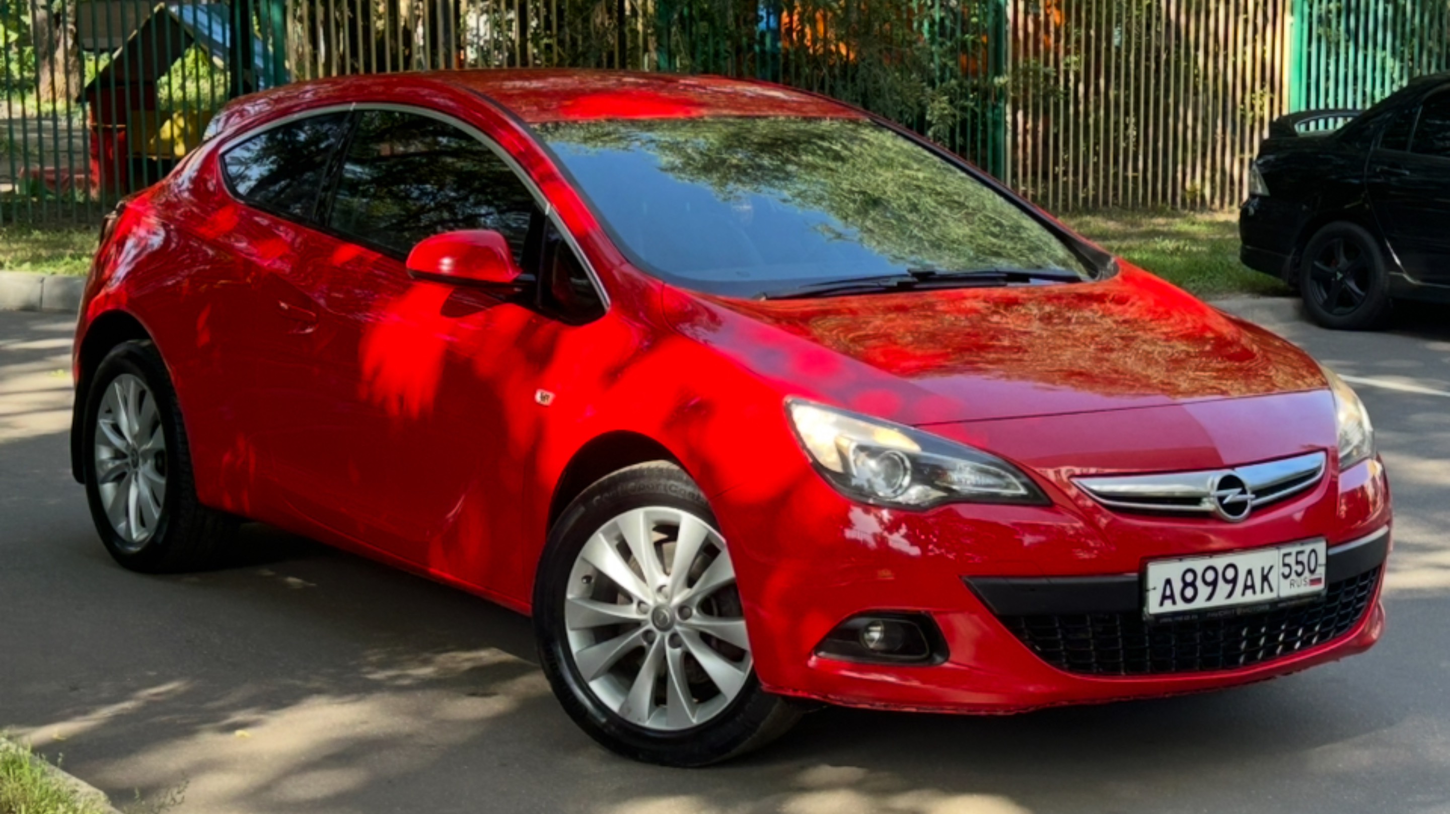 Opel Astra GTC 1.4 turbo МТ 2014 2 владельца , без ДТП смотреть онлайн