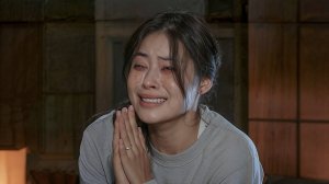 Заклейменная свекровью как мужеубийца, женщина терпела боль и растила своего ребенка в одиночку.