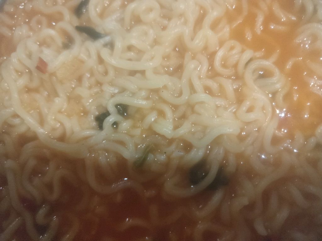 Я ем острую лопшу