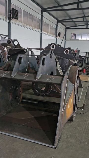 Просеивающий ковш смотреть онлайн