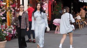 🔥 СТРИТСТАЙЛ на Патриках в Москве. Лето на Патриарших прудах: стильные модницы, красивые девушки