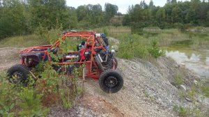 Первые испытания рок краулера в карьере