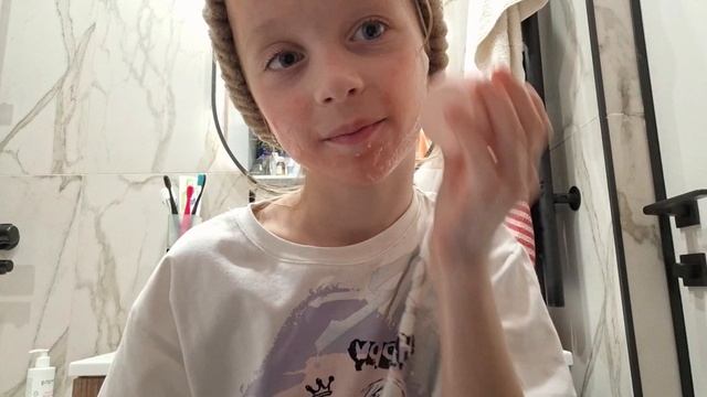 история о неадекватной продавщице в торговом центре которые хотела плюс 2.000 просто так■ смотреть онлайн