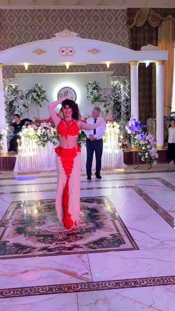 Танец живота поразил гостей 🔥🤝#танец смотреть онлайн