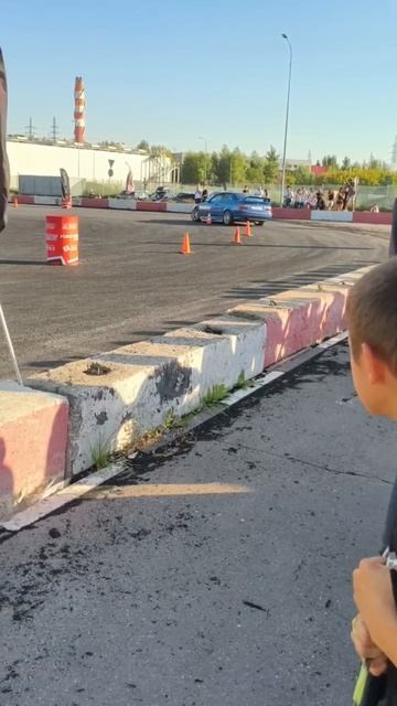 Проезд БМВ верт