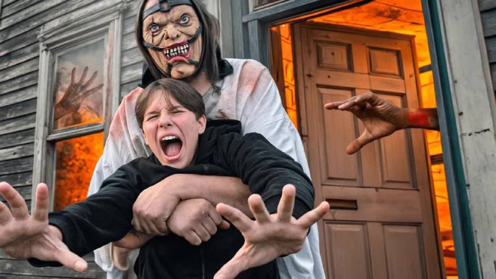 МАНЬЯК ЗАКЛЮЧЕННЫЙ ПОХИТИЛ МОЕГО СЫНА смотреть онлайн