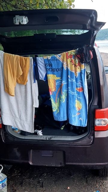 Бомж тур Владивосток-Волгоград путишествуем и живем в кей каре смотреть онлайн