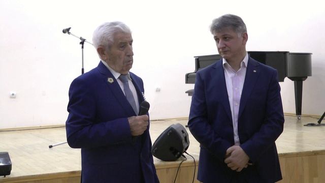 Презентация книги  Асланбека 