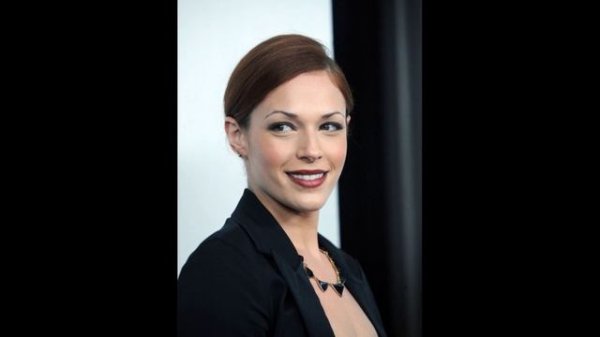 Аманда Риджетти ( Amanda Righetti )