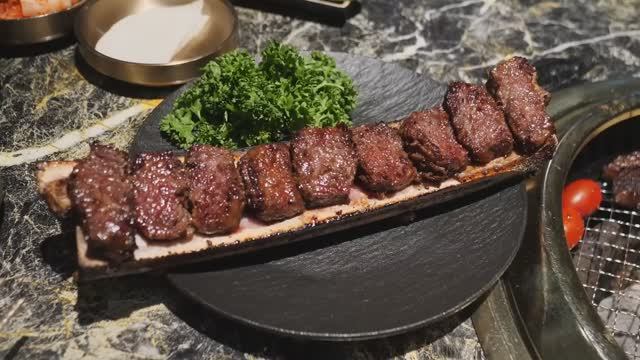 Рёбрышки - сочные, вкуснейшие и нежнейшие смотреть онлайн