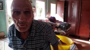 Дед Матвей готовится к юбилею.