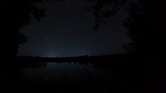 Последняя летняя ночь 2025г.Таймлапс. Звездное небо . Еленовское водохранилище.