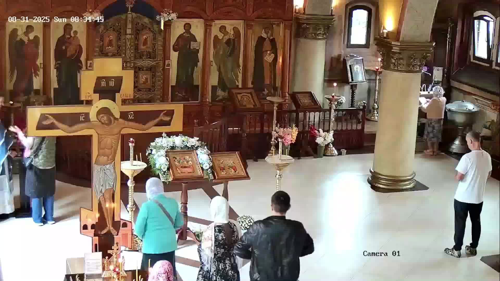 Божественная литургия. 31.08.2025 в 9-00. смотреть онлайн