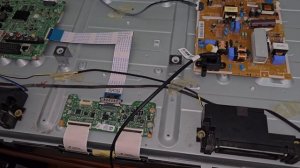 Простой ремонт телевизора Samsung, не включается.