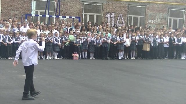 Первый раз в 1-ый класс. Старейшей школе в Самаре 200 лет. смотреть онлайн