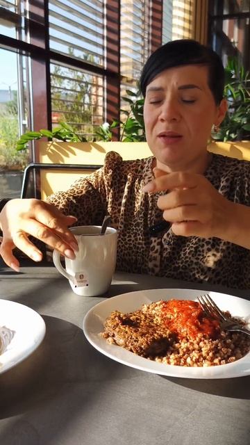 Поход в типо ресторан по бомжовски