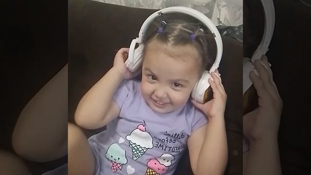 Папа Завис🤣🤣🤣🤣 #реки #подпишись #заходи #сестрёнка #красота #подписки #жизнь #танцы #музыка