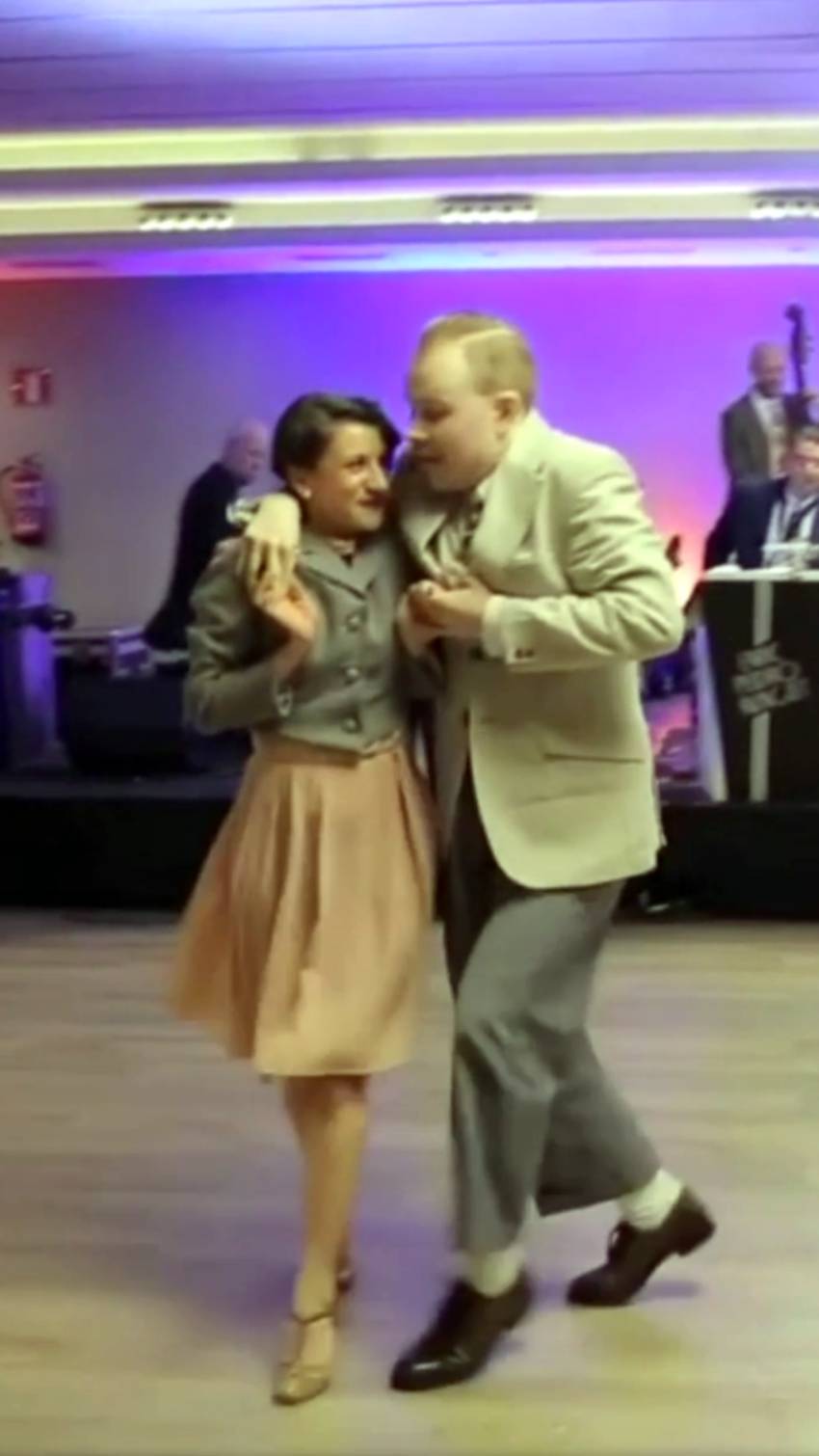Bianca Locatelli & Nils Andren (1) #shorts Swing & Lindy hop Festival in Bilbao. Down by the Rivers смотреть онлайн