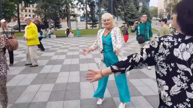 30 августа 2025 - 720