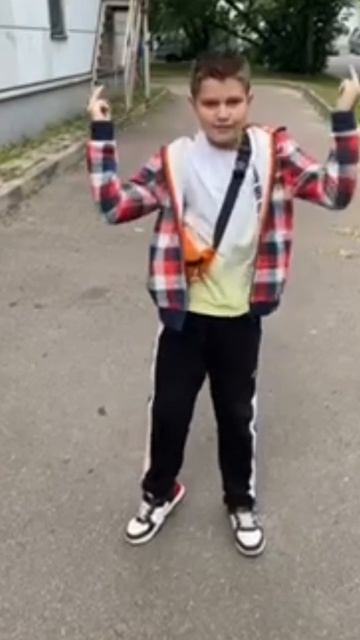 Школьный танец 😂