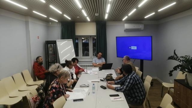 Встреча ПРАВ СОЮЗА 100 ЛИЦА в Москве в конце лета 2005 объясняет Максим Шилов смотреть онлайн