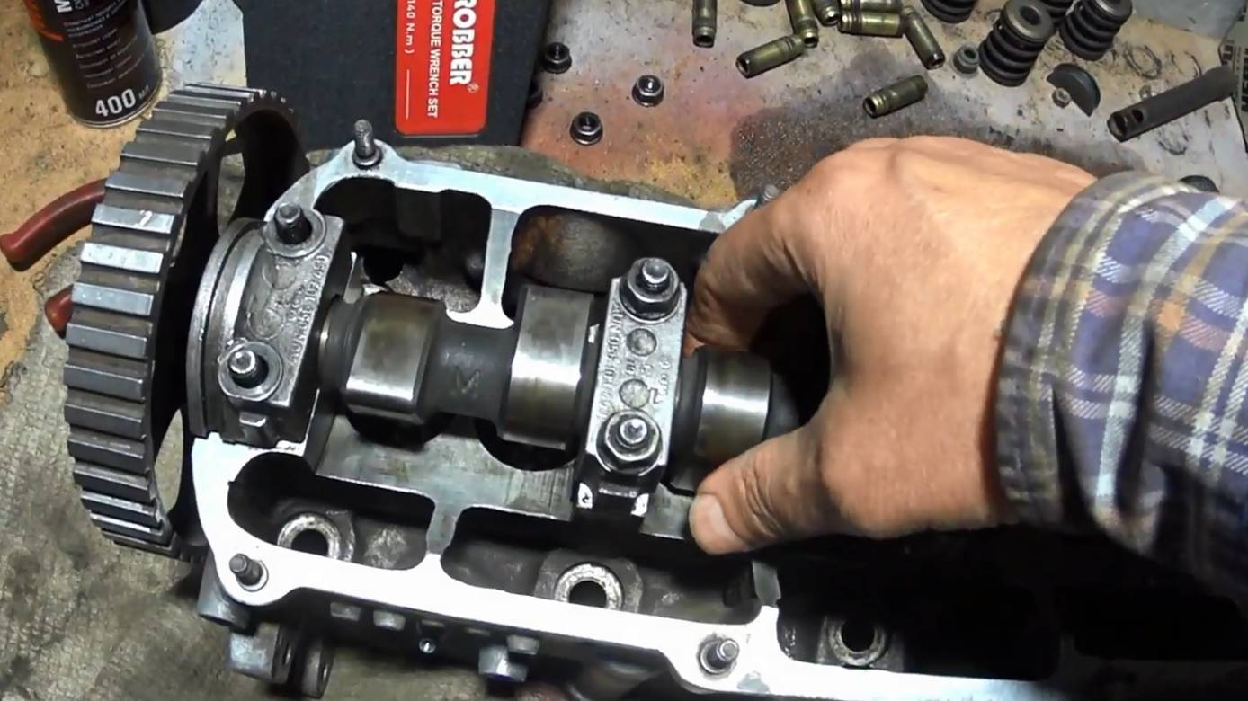 Стучит двигатель? Проверка распредвала за 5 минут