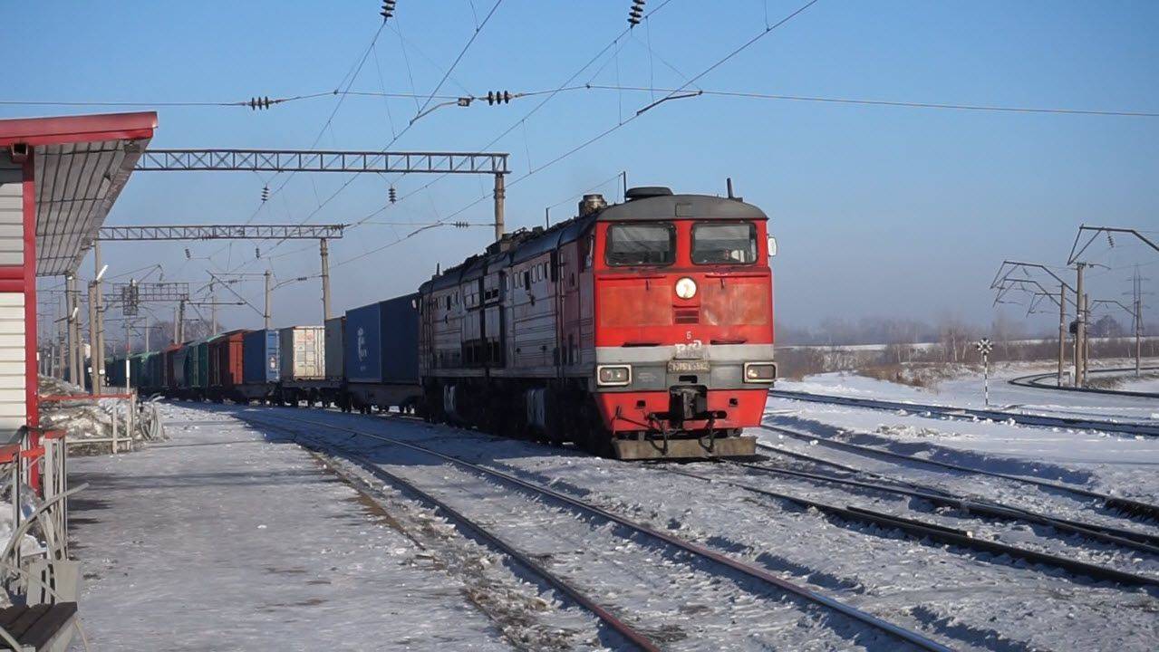Тепловоз 2ТЭ10М-3562 смотреть онлайн