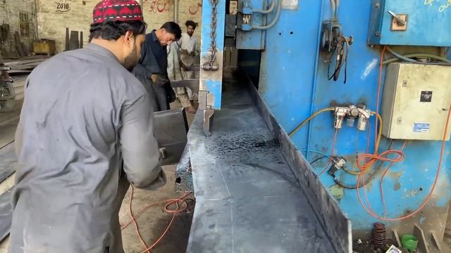 Автомастерские Пакистана