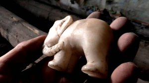 Под вскрытыми полами.Интересные находки из заброшек.