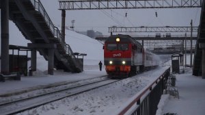 Тепловоз ТЭП70БС-187 с поездом "Калина красная"