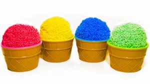 УЧИМ ЦВЕТА и ищем в СЮРПРИЗАХ из ШАРИКОВОГО ПЛАСТИЛИНА игрушки СМЕШАРИКИ ФИКСИКИ МАША И МЕДВЕДЬ