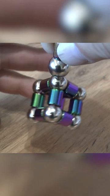 ЗАЛИПАТЕЛЬНАЯ МАГНИТНАЯ РУЧКА - КОНСТРУКТОР смотреть онлайн