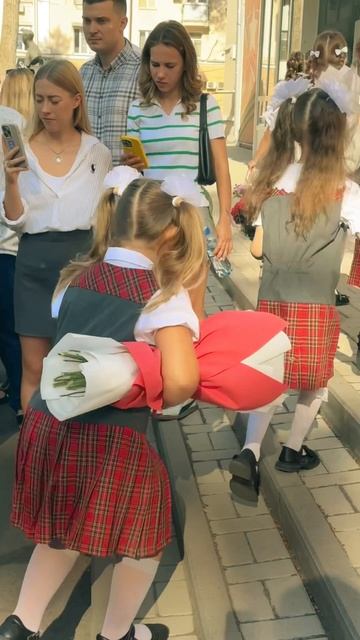 Съемка первоклассников 🔔🏫 смотреть онлайн