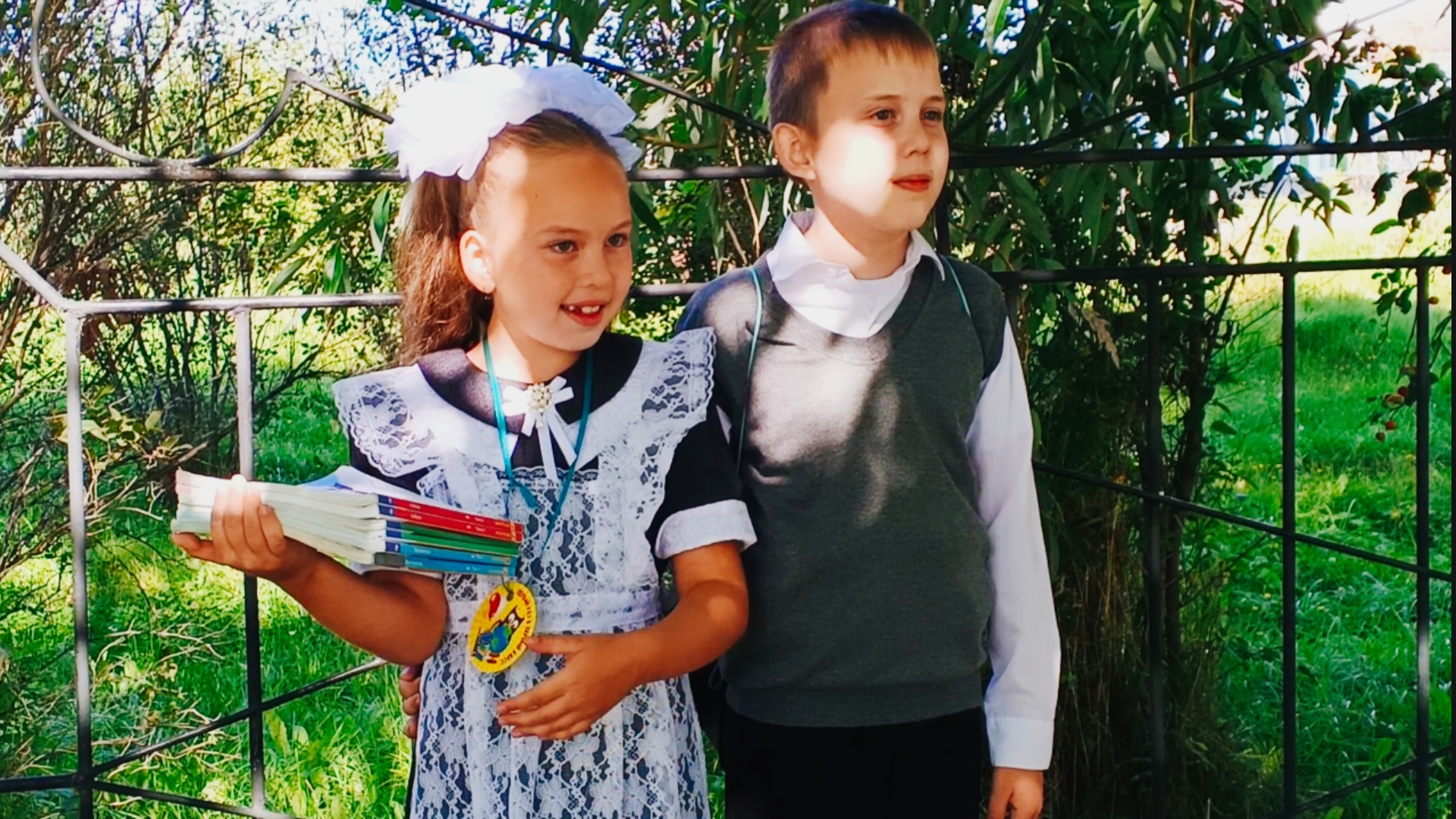 Первый звонок 🔔, для Ульяши!!!Линейка...в школе..🏫