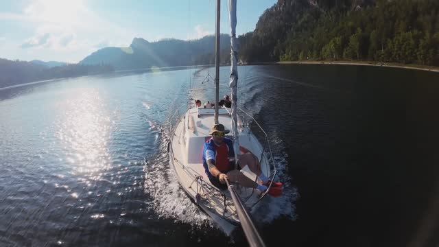 Да что делать в этом Красноярске?! смотреть онлайн