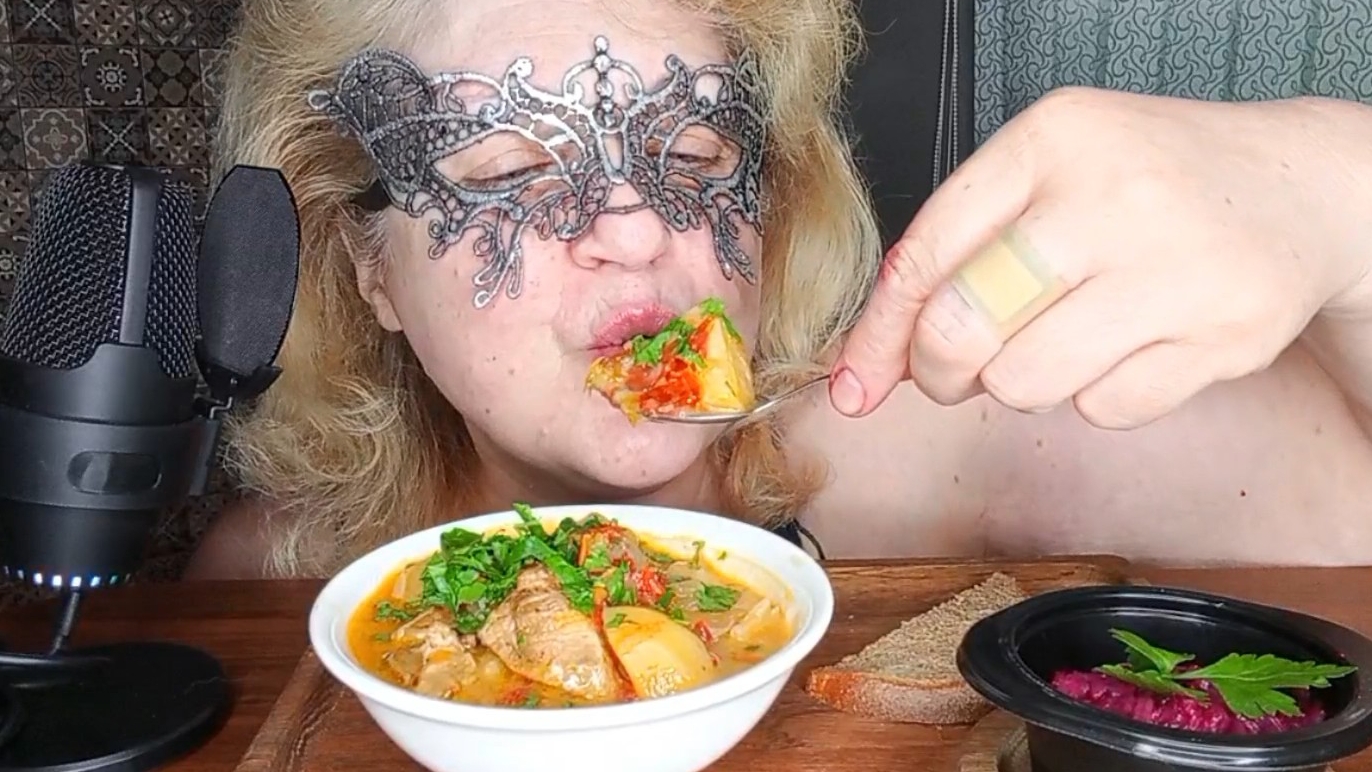 ОБЖОРЧИК НА ЗАВТРАК"ВЫ ПРОБОВАЛИ ТАКУЮ ВКУСНЯШКУ"?МУКБАНГ/ЕДА/ЕДАНАКАМЕРУ/ смотреть онлайн