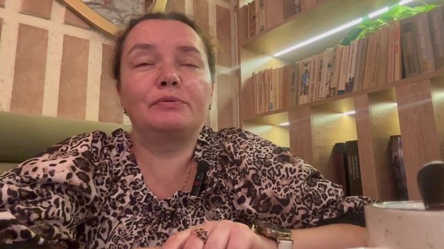 Отметили 1 сентября в ресторане «Своя компания». Мукбанг смотреть онлайн