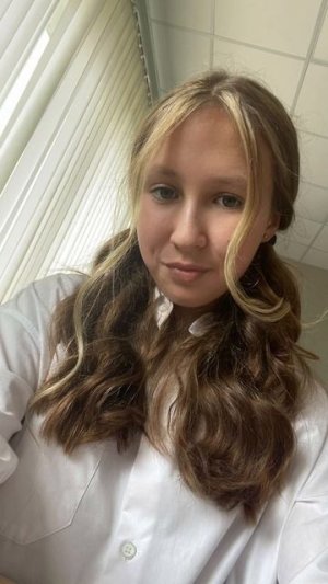 Всех с Днём Знаний! Соскучились по школе? 🤓😜
#sofyakhomova #актрисасоня #детиактеры #детиблогеры