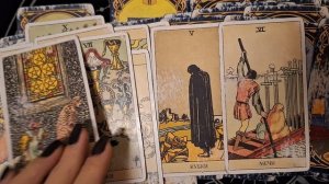 ТАРО РАСКЛАД\ КТО О ВАС ГОВОРИТ В ЭТУ САМУЮ МИНУТУ ?!