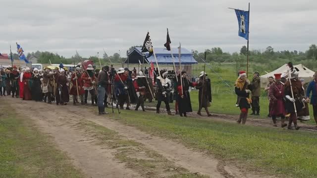 Парад участников (Исторический фестиваль "Сибирский огонь" - 2018). смотреть онлайн