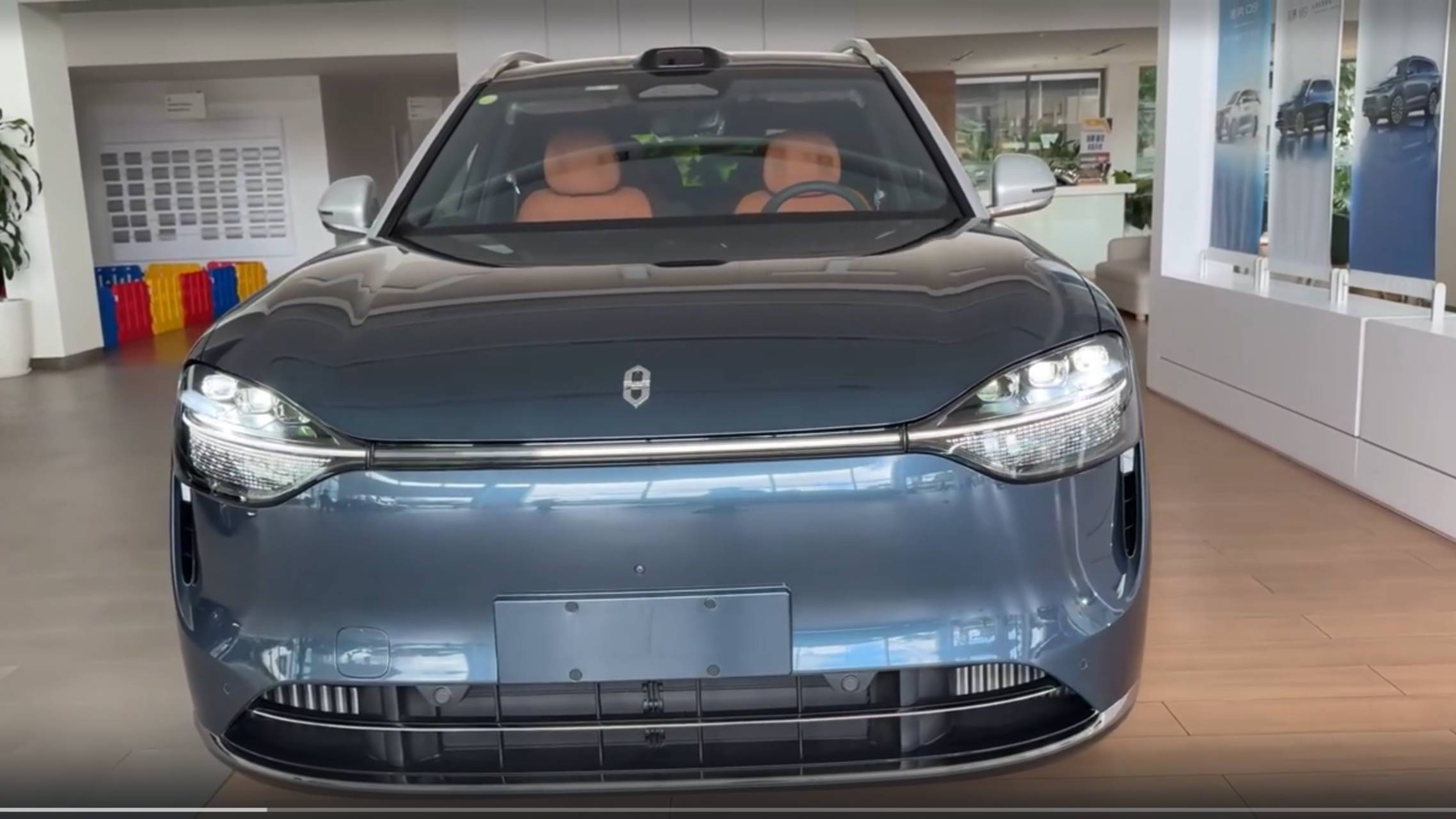 Huawei AITO M9 2025 обзор смотреть онлайн