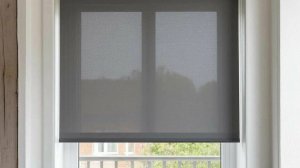 Рулонная штора на саморезах.