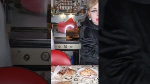 ПРИВЕТУЛИ!ПРИЯТНОГО ВАМ РАСТОПЫРКА !))