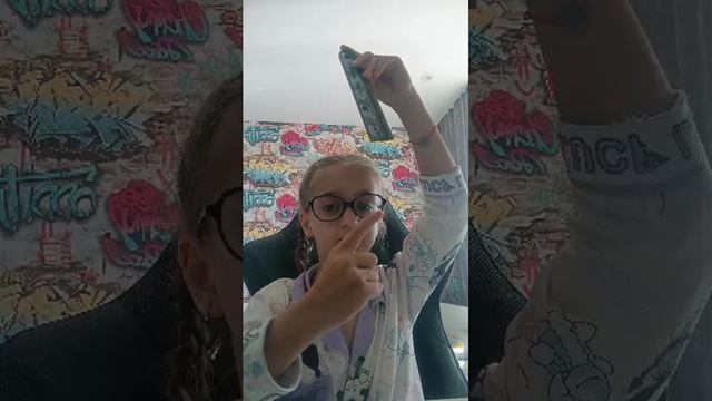 и она заплакала кап-кап-кап кап-кап-кап дождик пошёл кап-ка