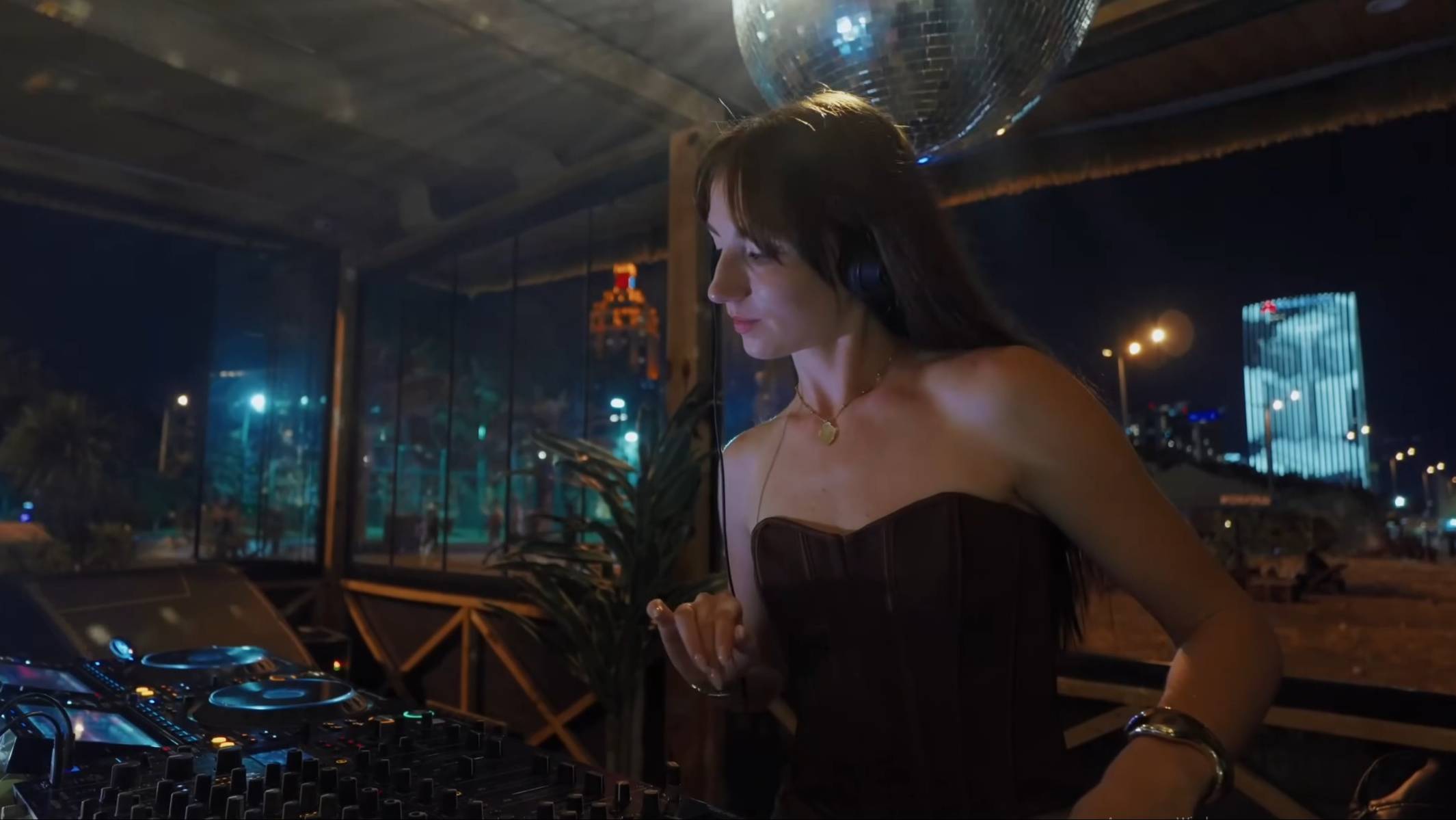 KRISTEN KROFT Gener8 Club Live Set WARM UP for Krismi смотреть онлайн