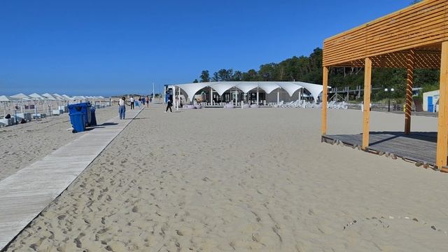 Янтарный. Пляж... смотреть онлайн