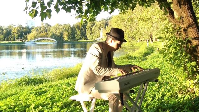 СТАРЫЙ РОЯЛЬ ИЛИ НЕТ?