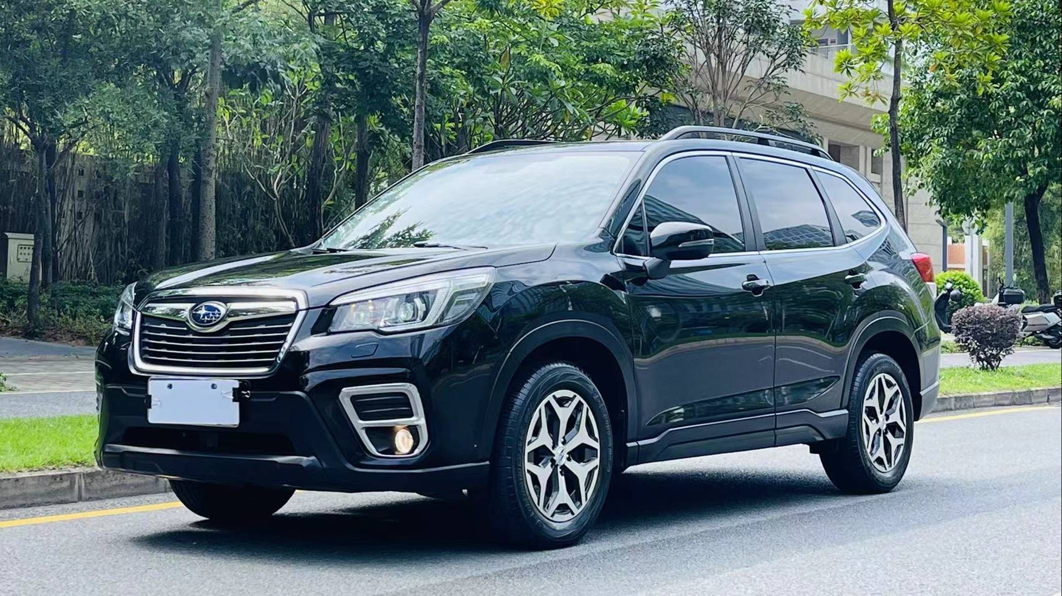 Subaru Forester 2021 года смотреть онлайн