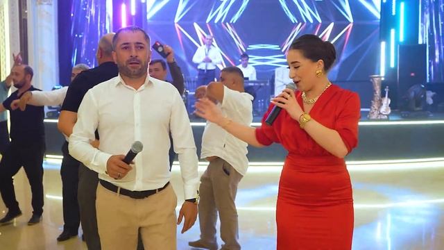 БАХТ - ВУН ЗИ ЯР Я