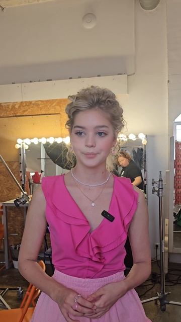 Актриса Вероника Журавлева рассказала, что ждет зрителей в продолжении сериала "Любопытная Варвара" смотреть онлайн